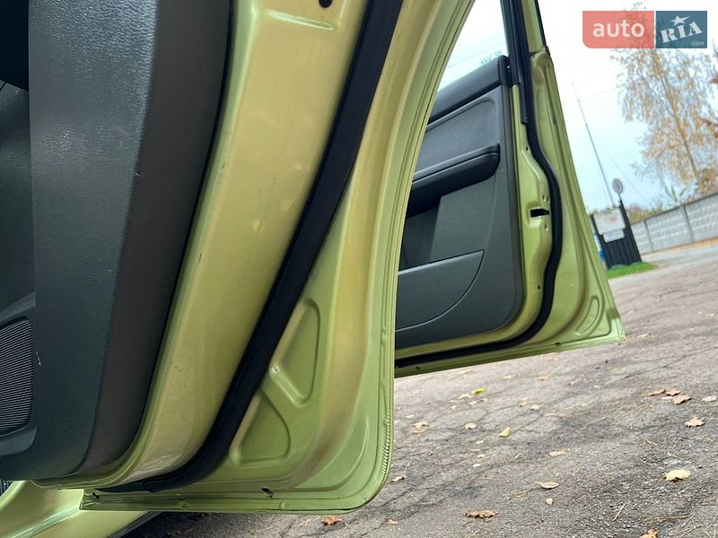 Минивэн Ford C-Max 2005 в Житомире