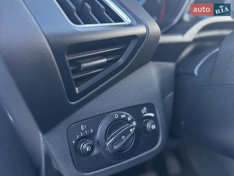 Минивэн Ford C-Max 2017 в Киверцах фото 15 Минивэн Ford C-Max 2017 в Киверцах