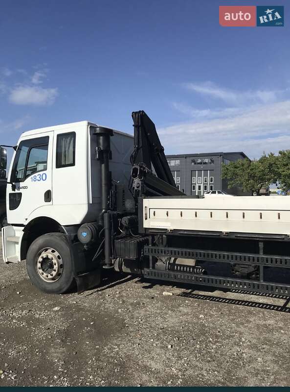 Кран-манипулятор Ford Cargo 2006 в Киеве