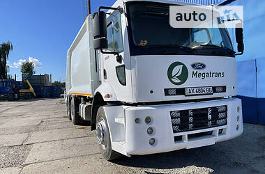 Мусоровоз Ford Cargo 2012 в 