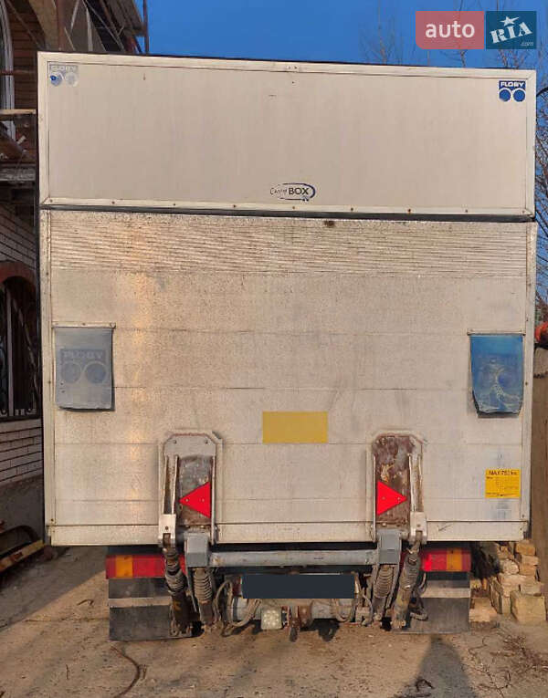 Грузовой фургон Ford Cargo 1983 в 