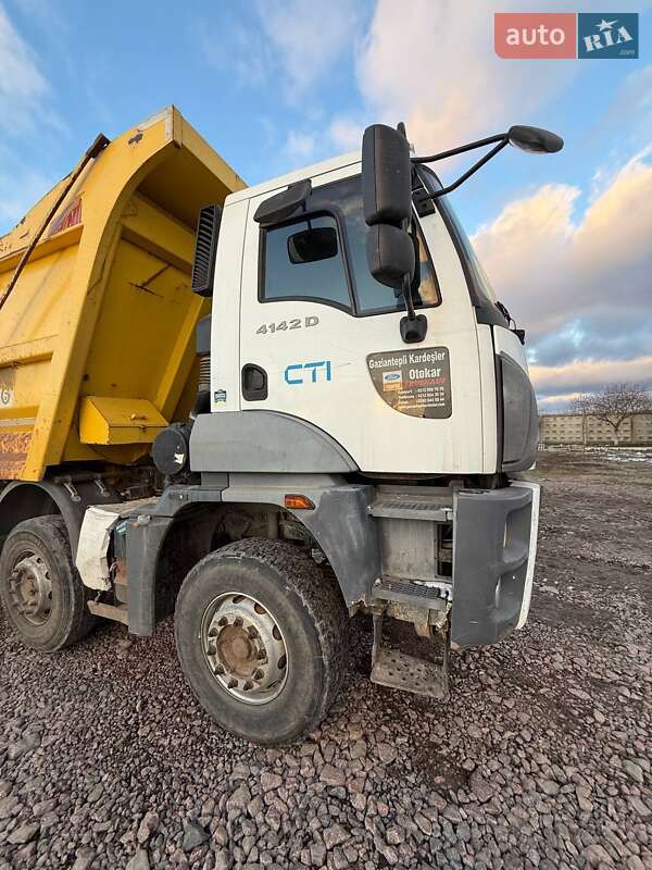 Самосвал Ford Cargo 2016 в Киеве