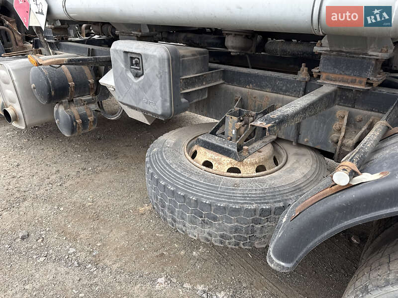 Бензовоз Ford Cargo 2014 в Киеве