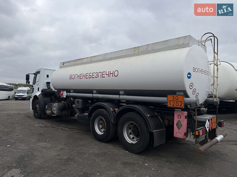 Бензовоз Ford Cargo 2014 в Киеве