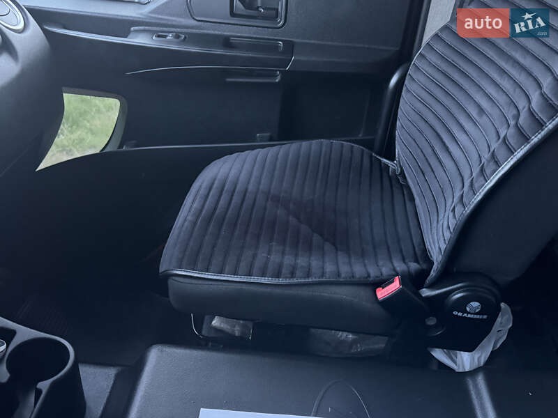 Самоскид Ford Cargo 2017 в Дніпрі