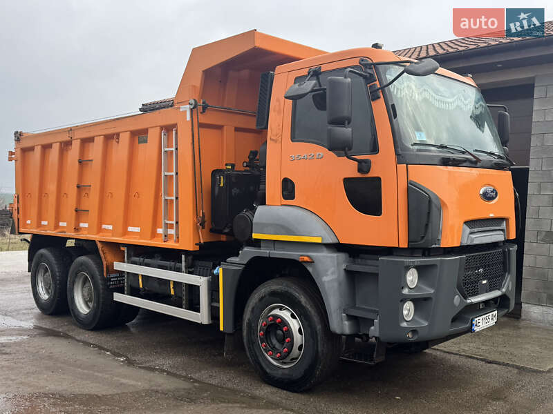 Самосвал Ford Cargo 2017 в Днепре