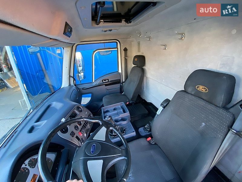 Мусоровоз Ford Cargo 2012 в Харькове
