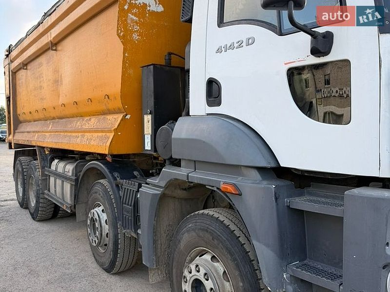 Самосвал Ford Cargo 2016 в Львове