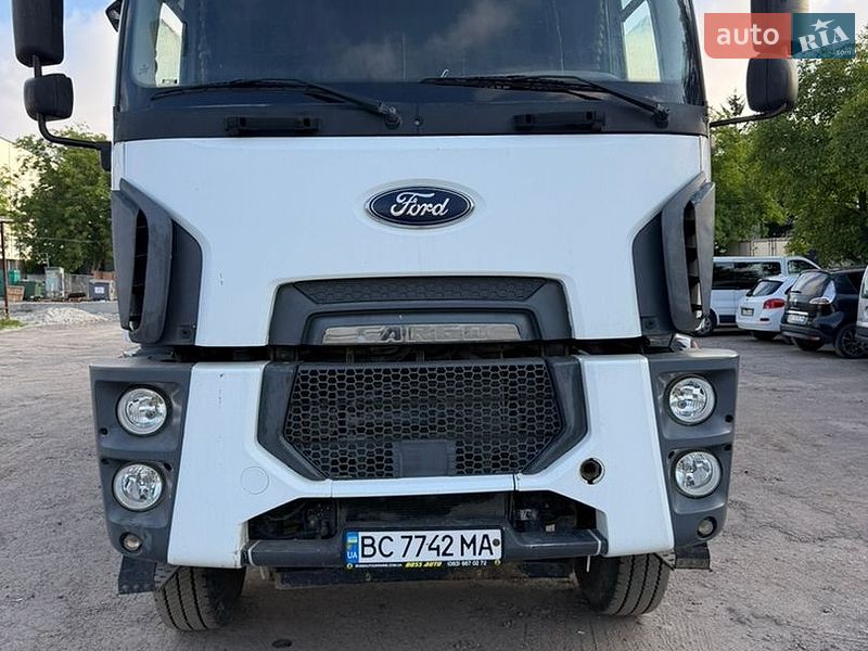 Самосвал Ford Cargo 2016 в Львове