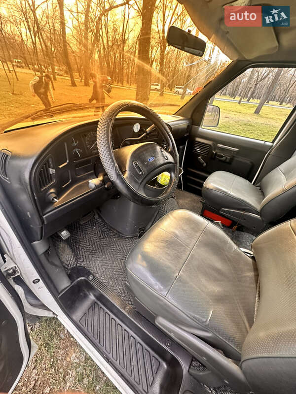 Микроавтобус Ford Club Wagon 1994 в Одессе фото 10 Микроавтобус Ford Club Wagon 1994 в Одессе