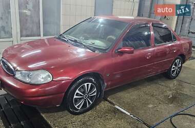 Седан Ford Contour 1999 в Запорожье