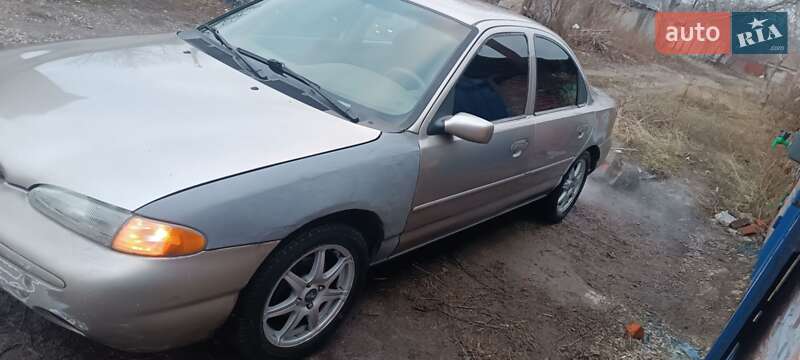 Седан Ford Contour 1995 в Харькове