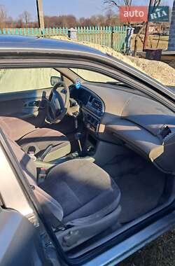 Седан Ford Contour 1996 в 