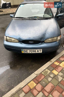 Седан Ford Contour 1996 в Одесі