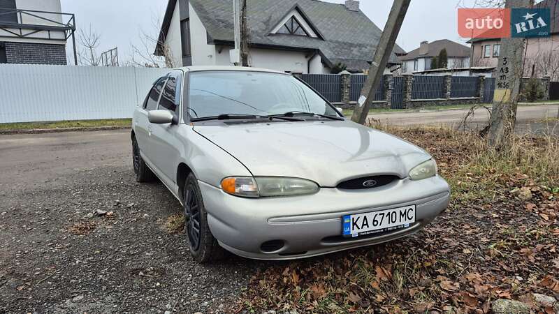 Седан Ford Contour 1996 в Новых Петровцах