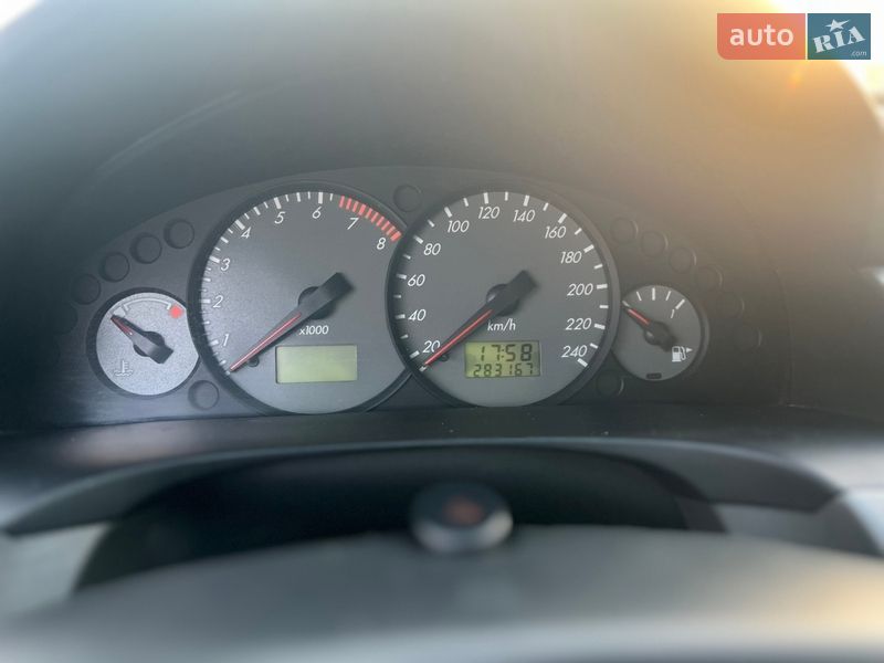 Купе Ford Cougar 1999 в Дубні