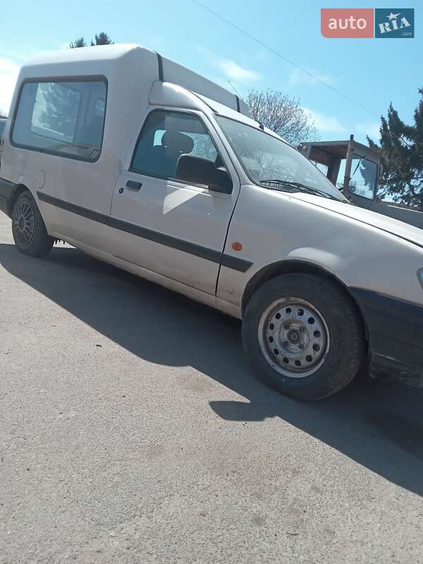 Мінівен Ford Courier 1994 в Погребище