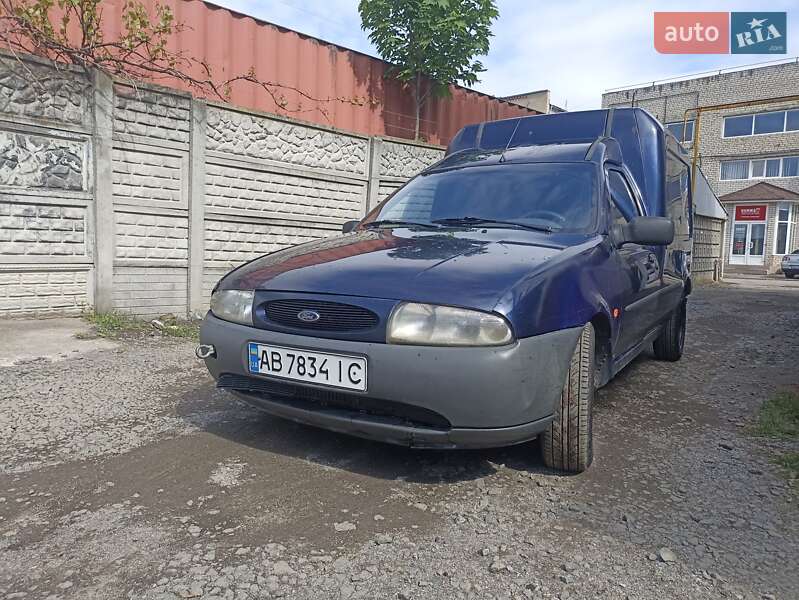 Вантажний фургон Ford Courier 1999 в Вінниці