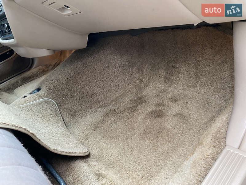 Седан Ford Crown Victoria 1994 в Киеве