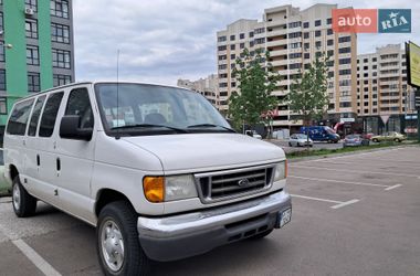 Минивэн Ford E-350 2005 в Киеве