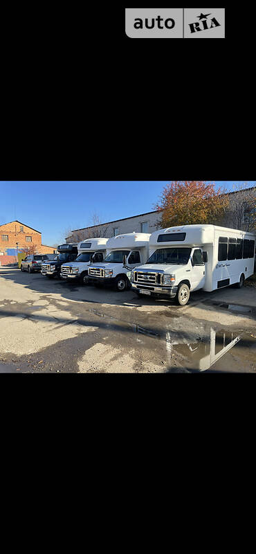 Мікроавтобус Ford E-450 2016 в Харкові фото 3 Мікроавтобус Ford E-450 2016 в Харкові