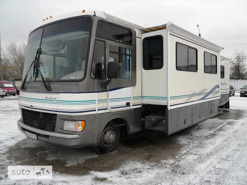 Минивэн Ford E-series 1997 в 