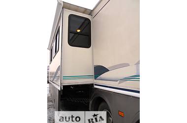 Минивэн Ford E-series 1997 в 