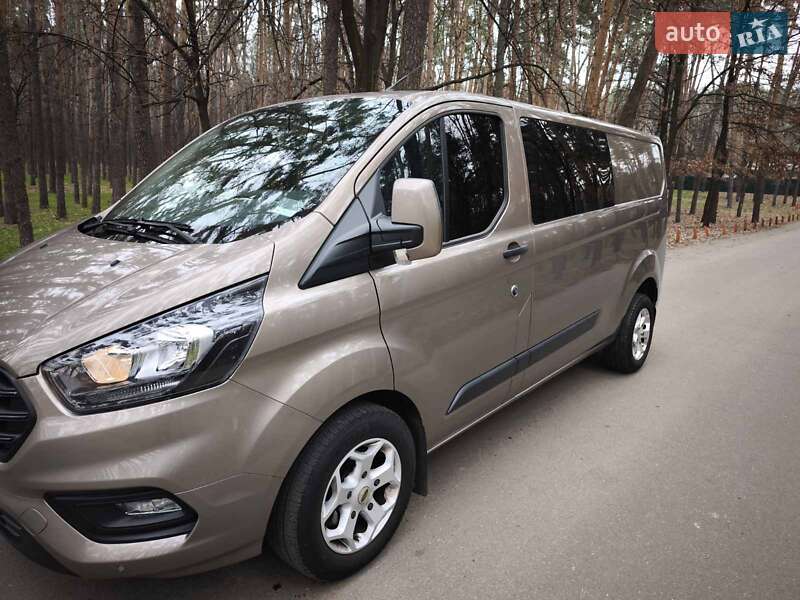 Минивэн Ford E-Transit Custom 2023 в Киеве фото 24 Минивэн Ford E-Transit Custom 2023 в Киеве
