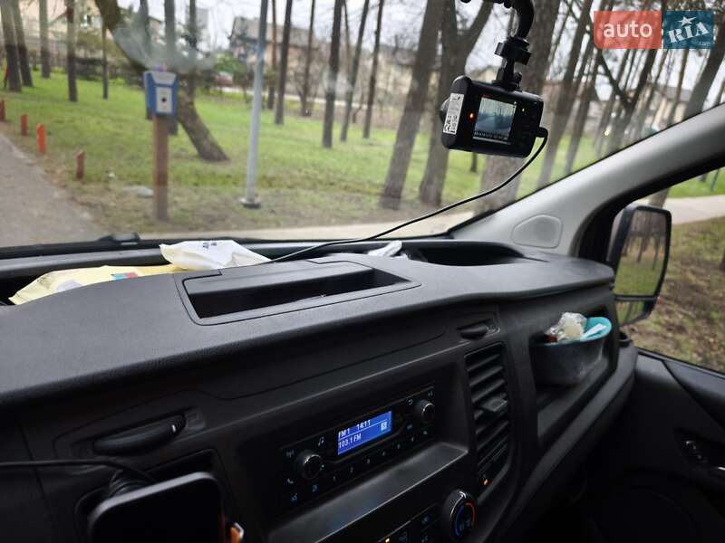 Минивэн Ford E-Transit Custom 2023 в Киеве фото 33 Минивэн Ford E-Transit Custom 2023 в Киеве