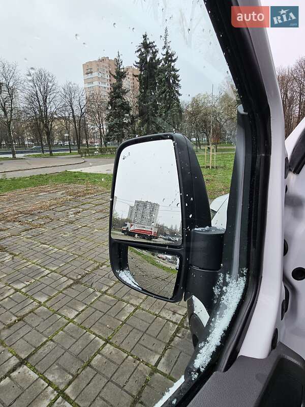 Грузовой фургон Ford E-Transit 2022 в Киеве
