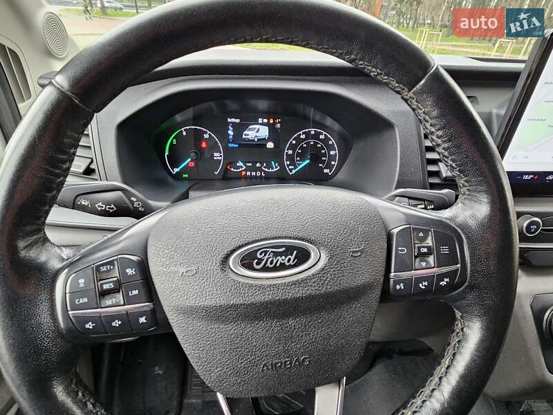 Грузовой фургон Ford E-Transit 2022 в Киеве