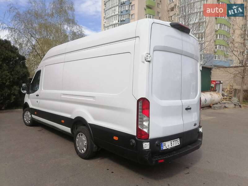 Грузовой фургон Ford E-Transit 2022 в Киеве