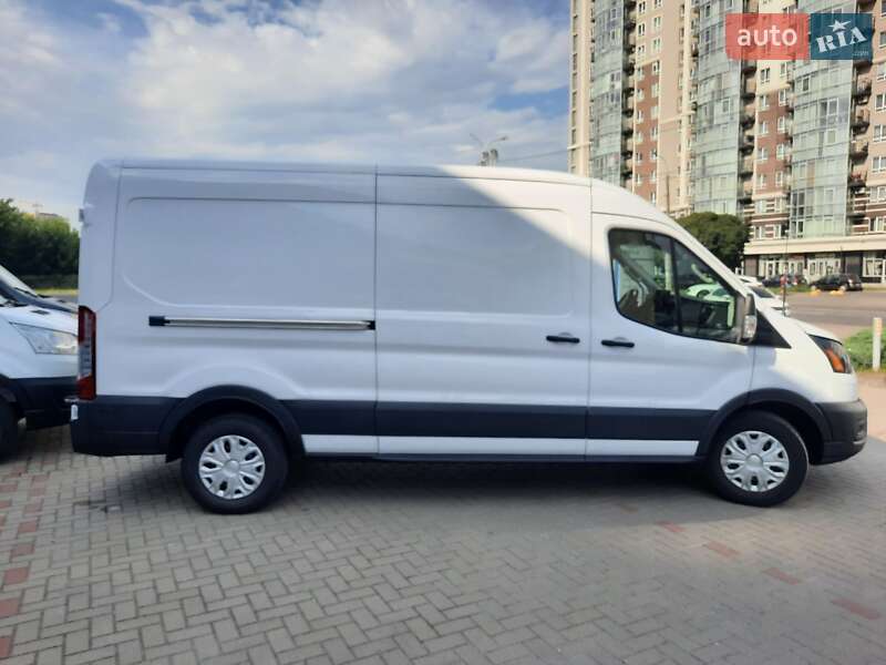 Грузовой фургон Ford E-Transit 2024 в Хмельницком