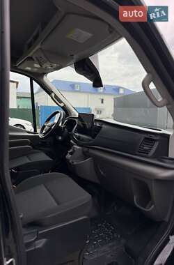 Микроавтобус Ford E-Transit 2023 в 