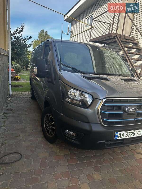 Вантажний фургон Ford E-Transit 2022 в Києві