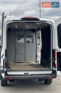 Микроавтобус грузовой (до 3,5т) Ford E-Transit 2022 в 