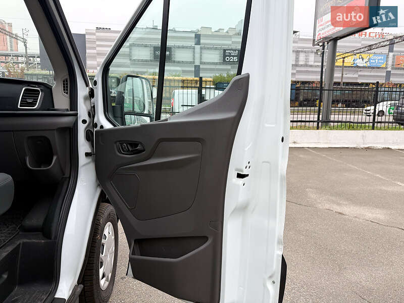 Вантажний фургон Ford E-Transit 2023 в Києві фото 18 Вантажний фургон Ford E-Transit 2023 в Києві