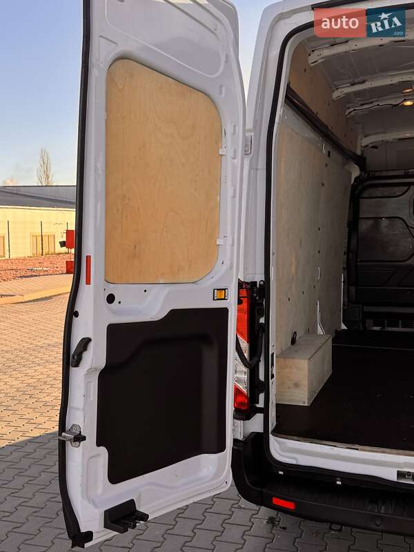 Грузовой фургон Ford E-Transit 2023 в Луцке фото 24 Грузовой фургон Ford E-Transit 2023 в Луцке