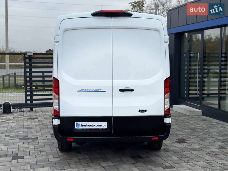 Грузовой фургон Ford E-Transit 2023 в Ровно