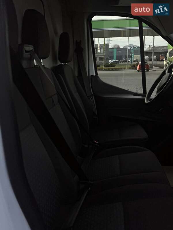 Грузовой фургон Ford E-Transit 2023 в Луцке
