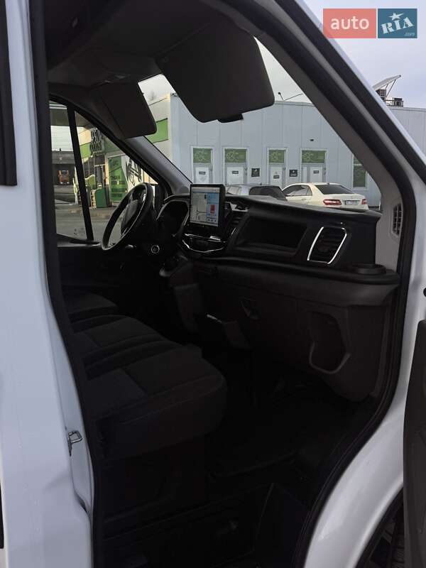 Грузовой фургон Ford E-Transit 2023 в Луцке