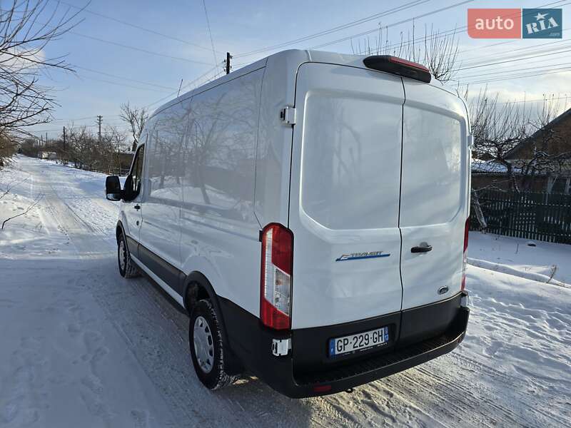 Грузовой фургон Ford E-Transit 2023 в Виннице