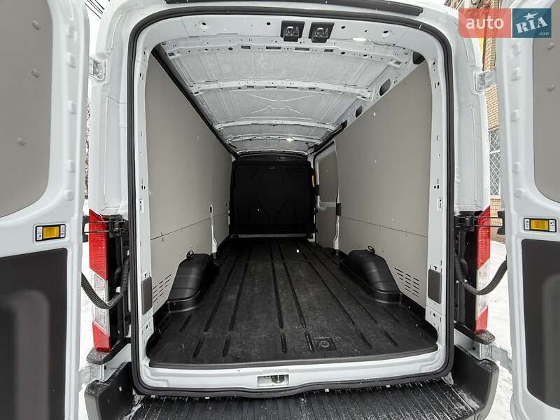 Грузовой фургон Ford E-Transit 2022 в Виннице