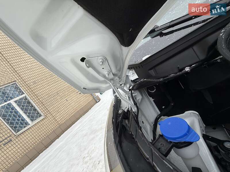 Грузовой фургон Ford E-Transit 2022 в Виннице