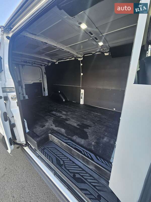 Грузовой фургон Ford E-Transit 2022 в Ковеле