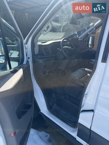 Грузовой фургон Ford E-Transit 2022 в Олевске