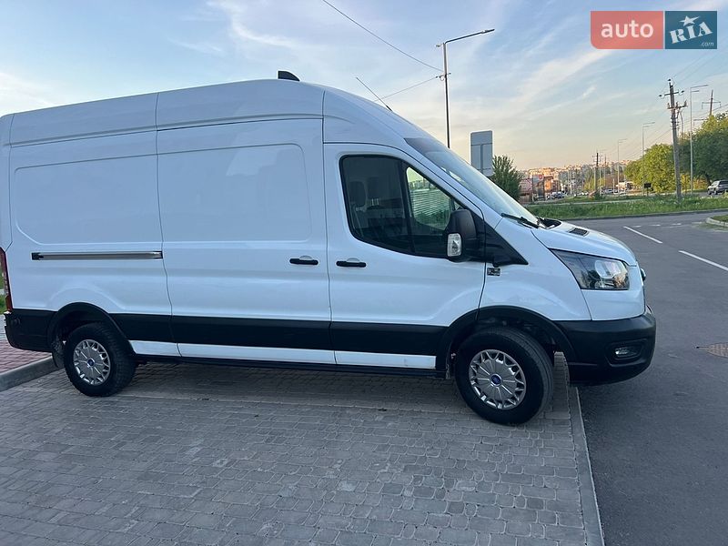 Ford E-Transit 2022