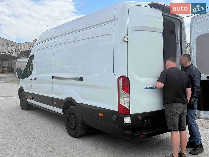 Вантажний фургон Ford E-Transit 2022 в Києві