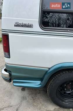 Мінівен Ford Econoline 1992 в 