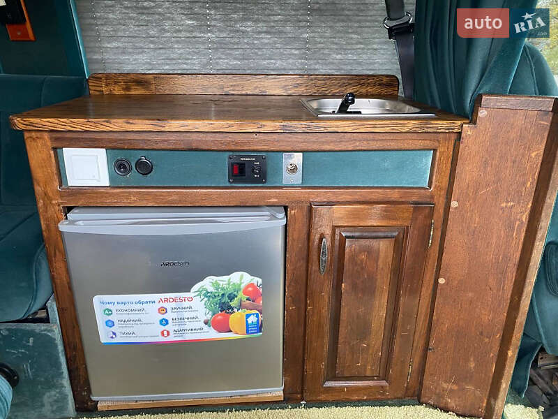 Мінівен Ford Econoline 1996 в Житомирі